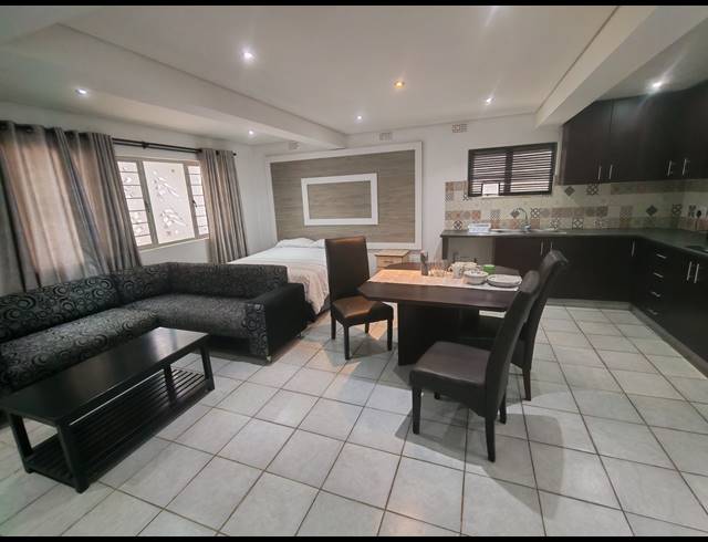 11 BEDROOM HOUSE FOR SALE IN GLENASHLEY